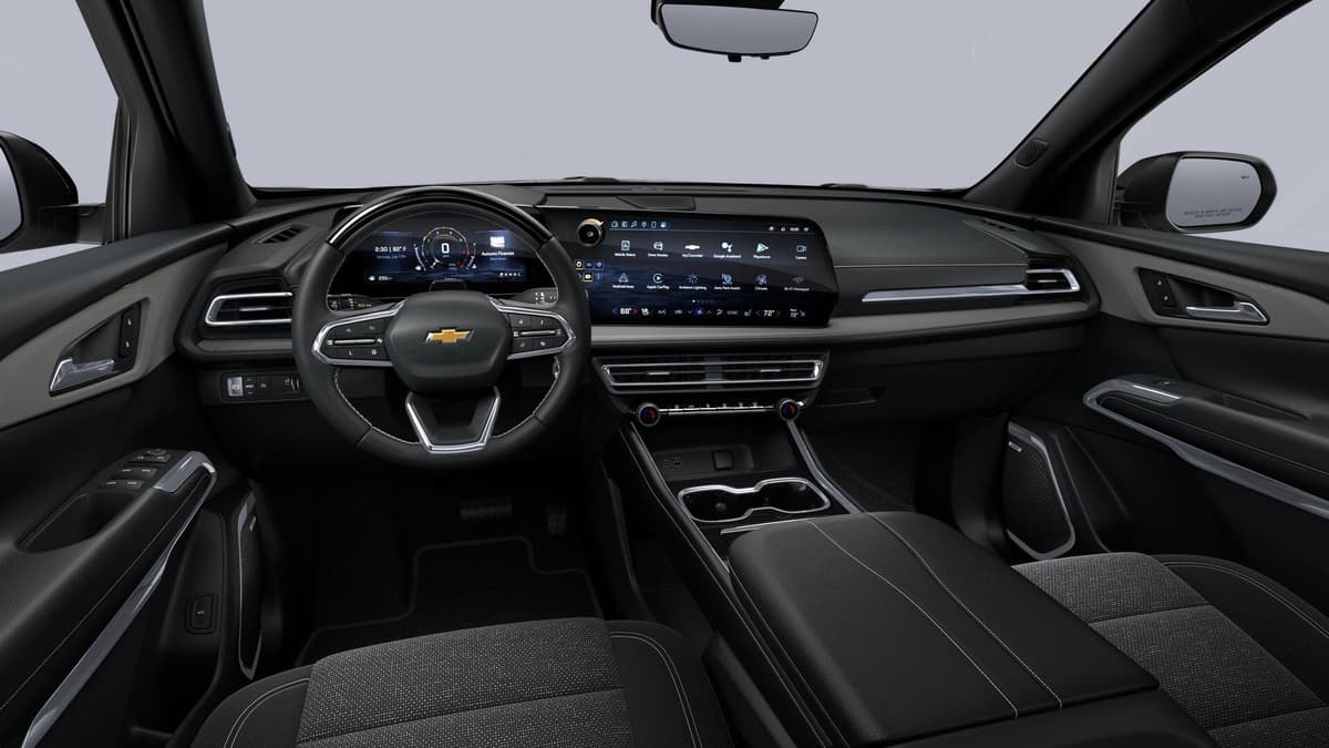 2026 Chevrolet Traverse - Image 25