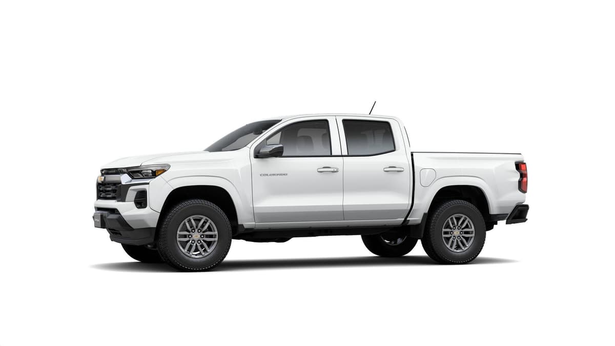 2025 Chevrolet Colorado - Image 26