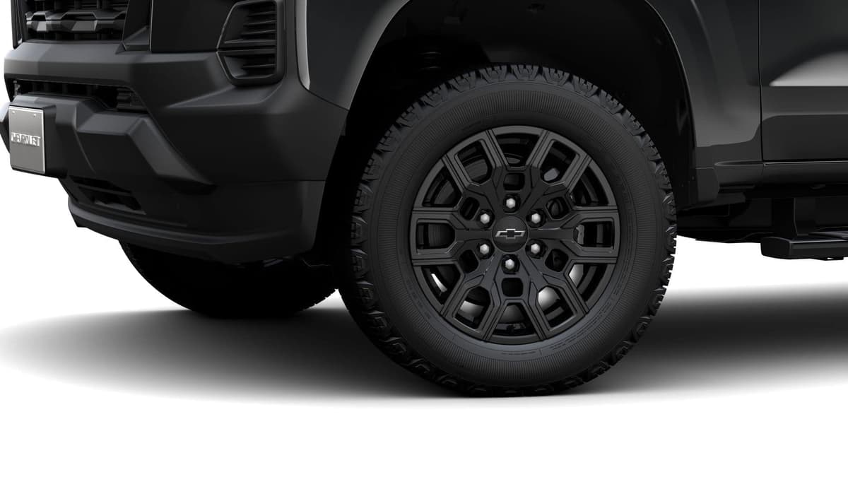 2026 Chevrolet Colorado - Image 4