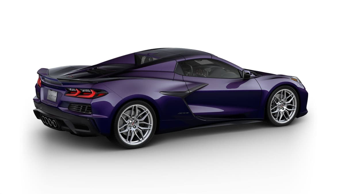2025 Chevrolet Corvette Z06 - Image 28