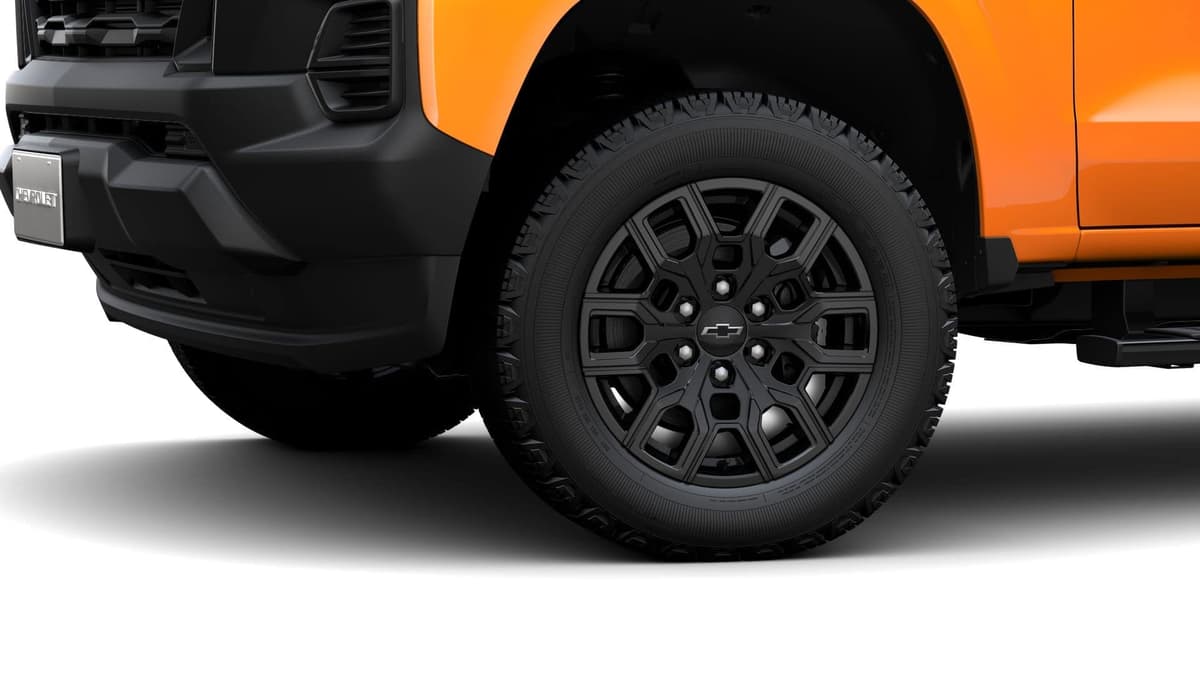 2026 Chevrolet Colorado - Image 4