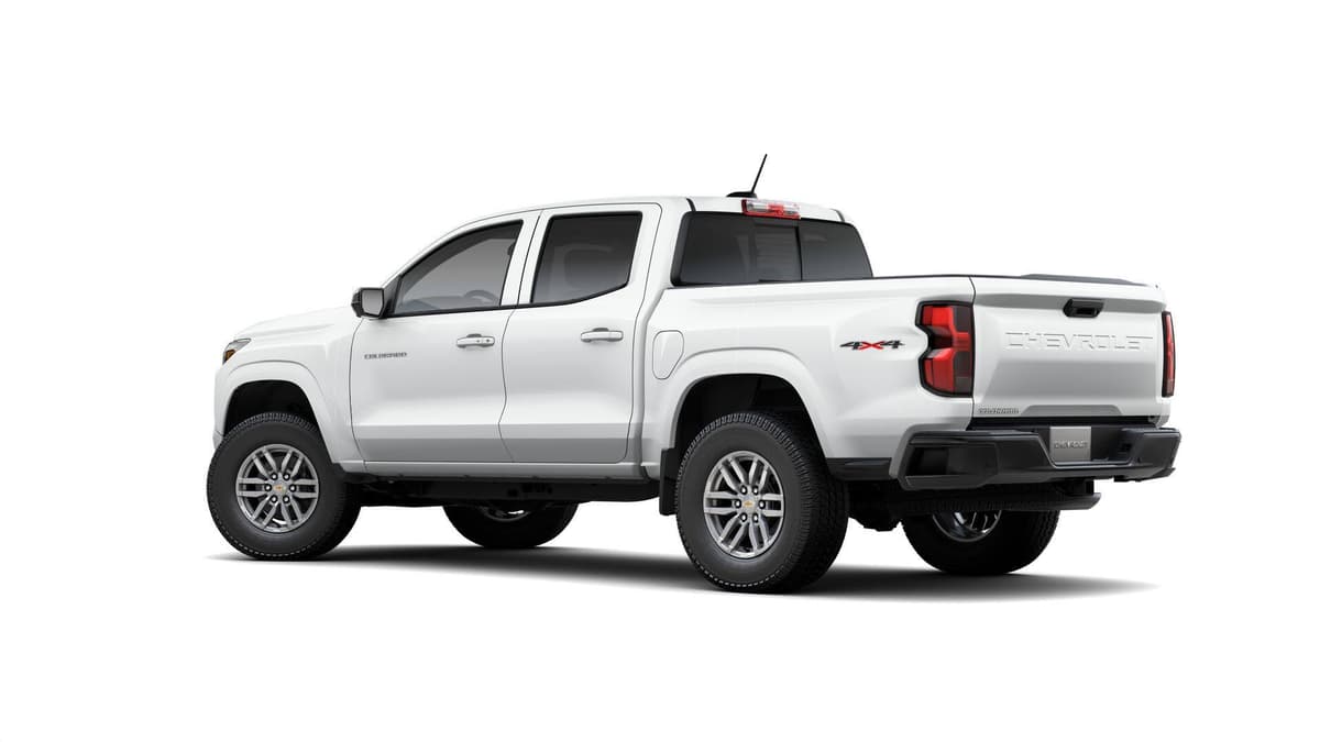 2025 Chevrolet Colorado - Image 27