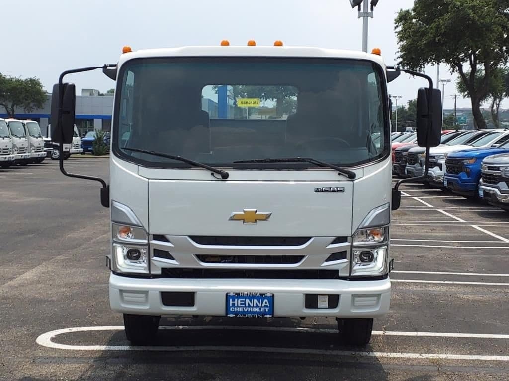 2025 Chevrolet Low Cab Forward 5500 XG - Image 2
