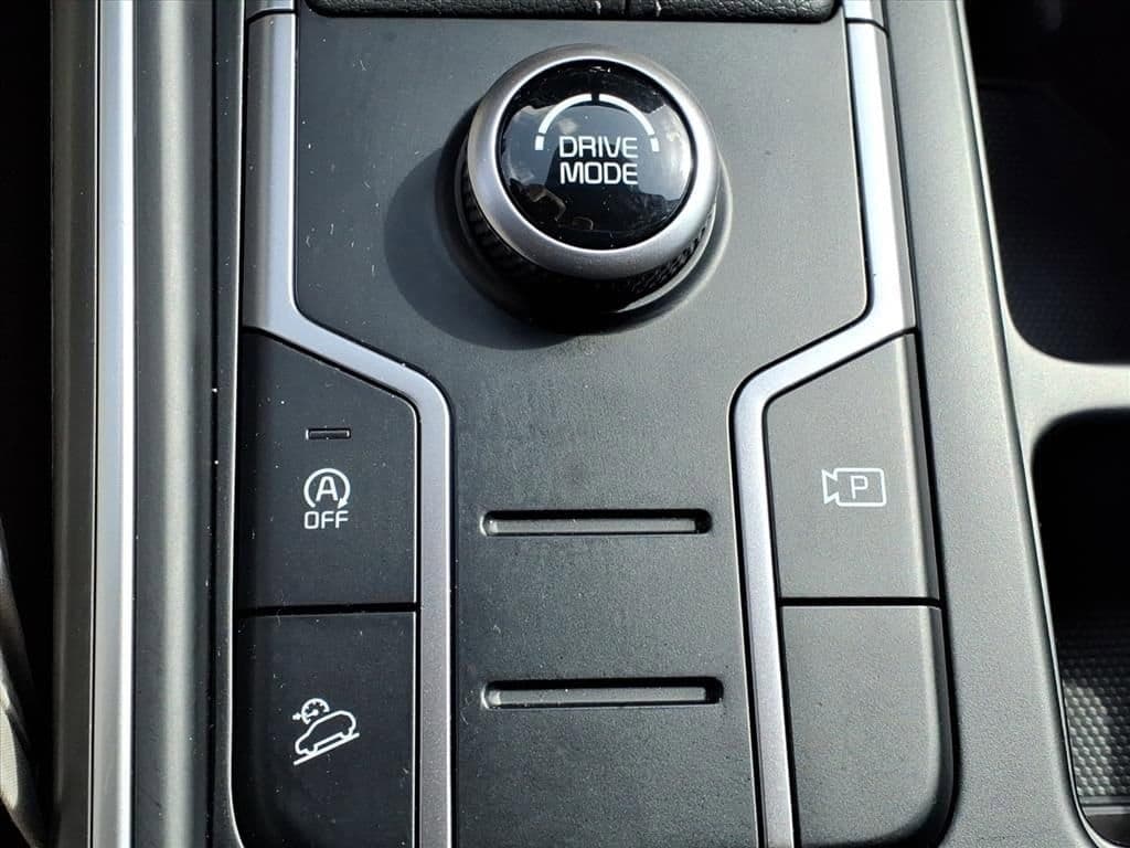 2023 Kia Sorento - Image 15
