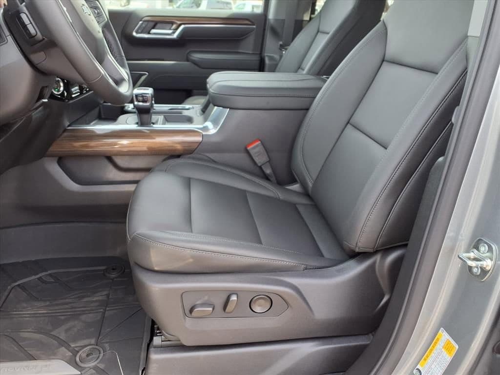 2026 Chevrolet Silverado 1500 - Image 8