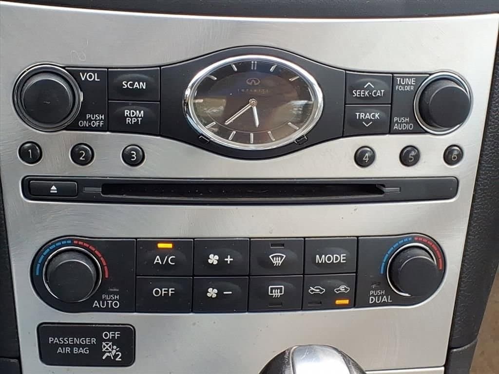 2014 INFINITI Q60 Coupe - Image 22