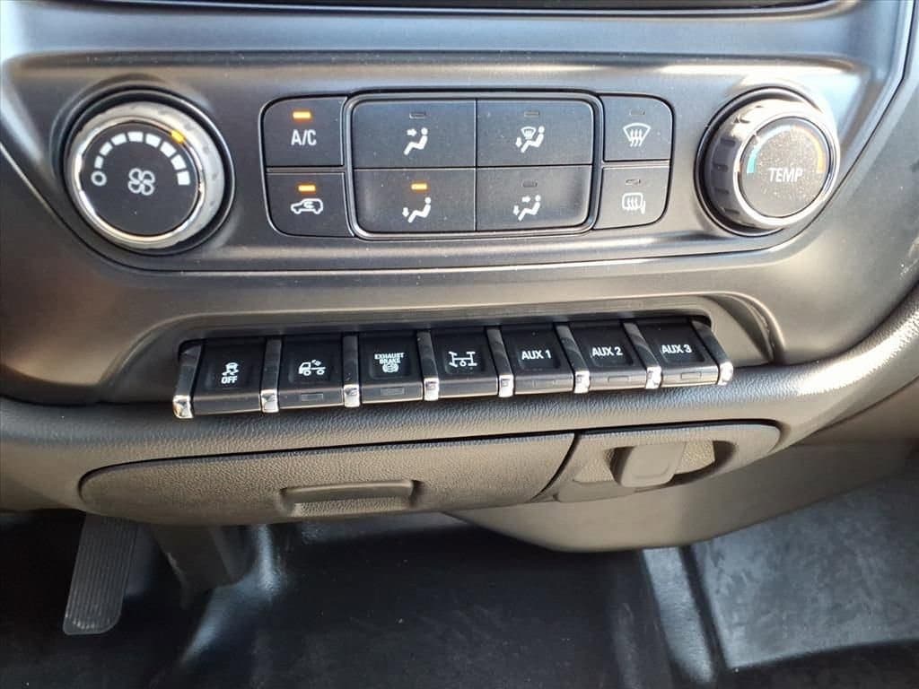 2024 Chevrolet Silverado 5500 HD - Image 14