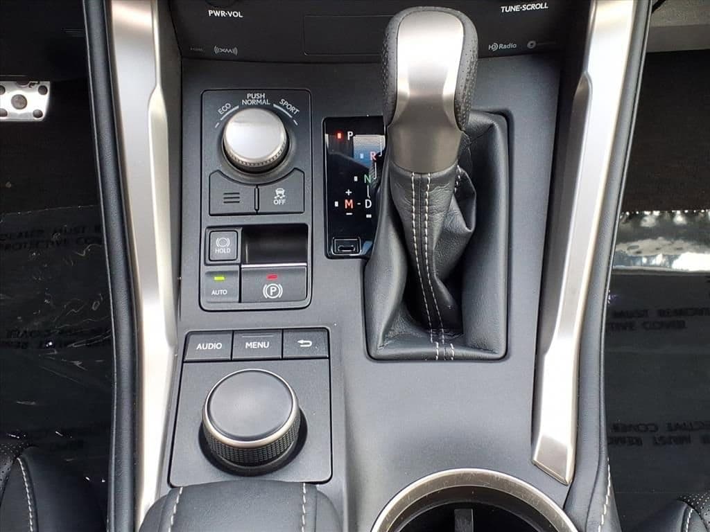 2017 LEXUS NX - Image 24