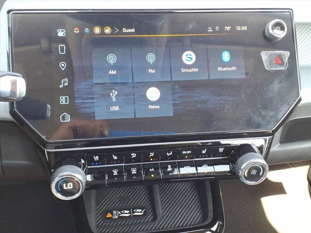 2027 Chevrolet Bolt - Image 24