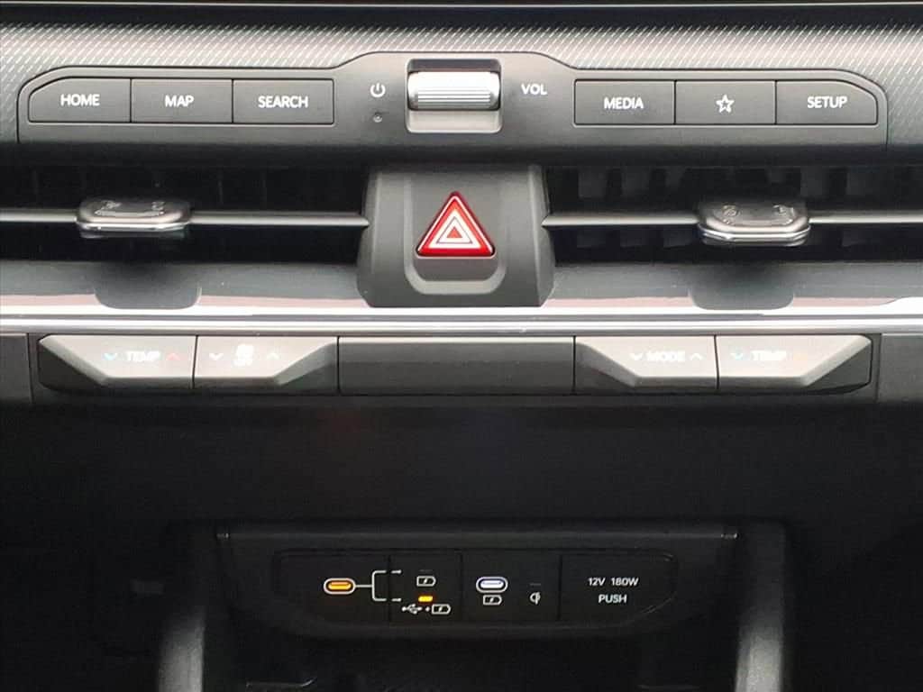 2025 Kia K4 - Image 25