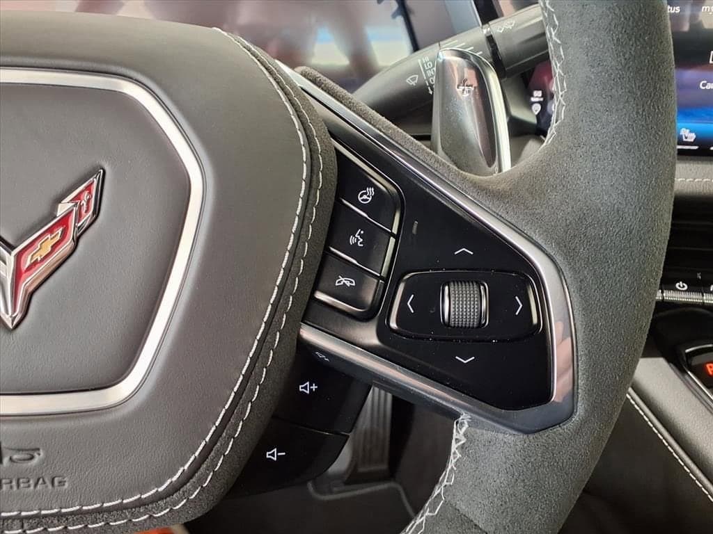 2026 Chevrolet Corvette Stingray - Image 18