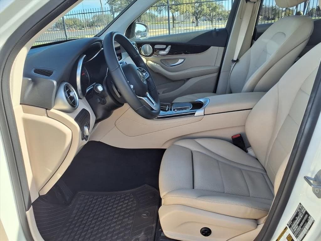 2021 Mercedes-Benz GLC - Image 8