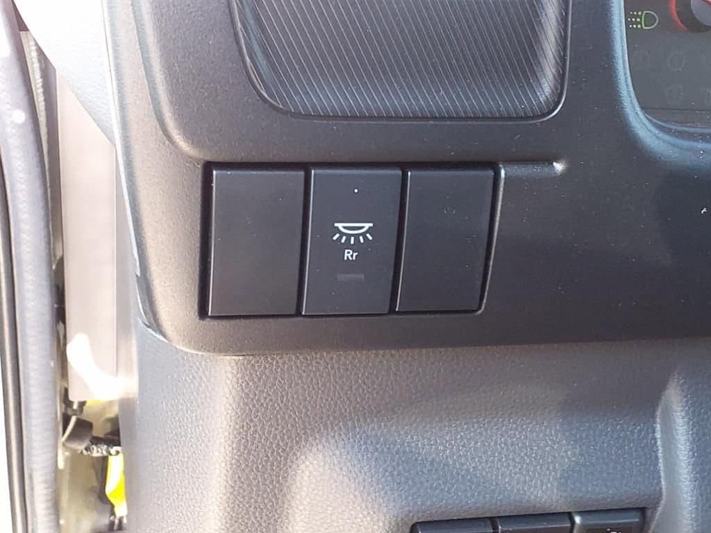 2025 Chevrolet Low Cab Forward 5500 XD - Image 7