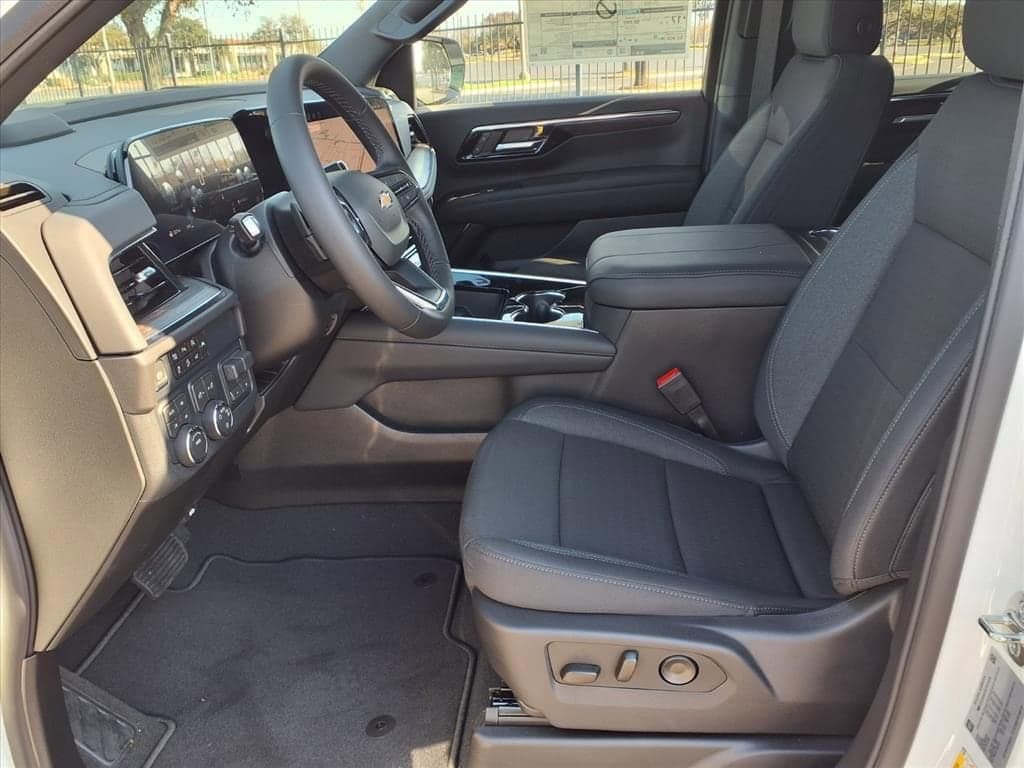 2026 Chevrolet Tahoe - Image 6