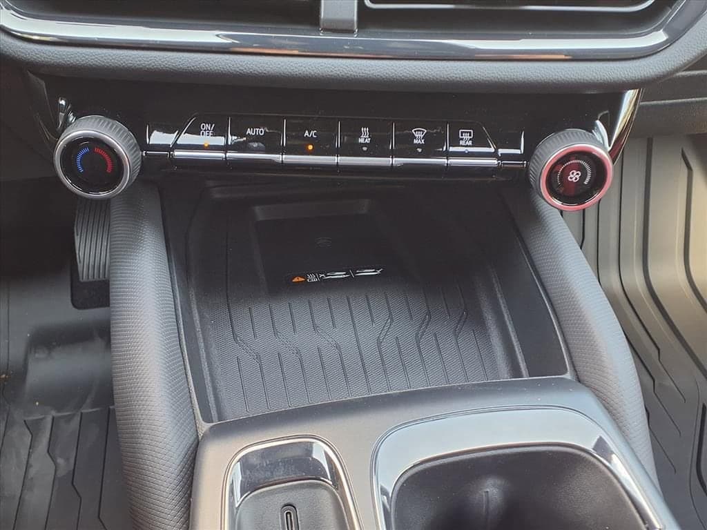 2026 Chevrolet Equinox EV - Image 17