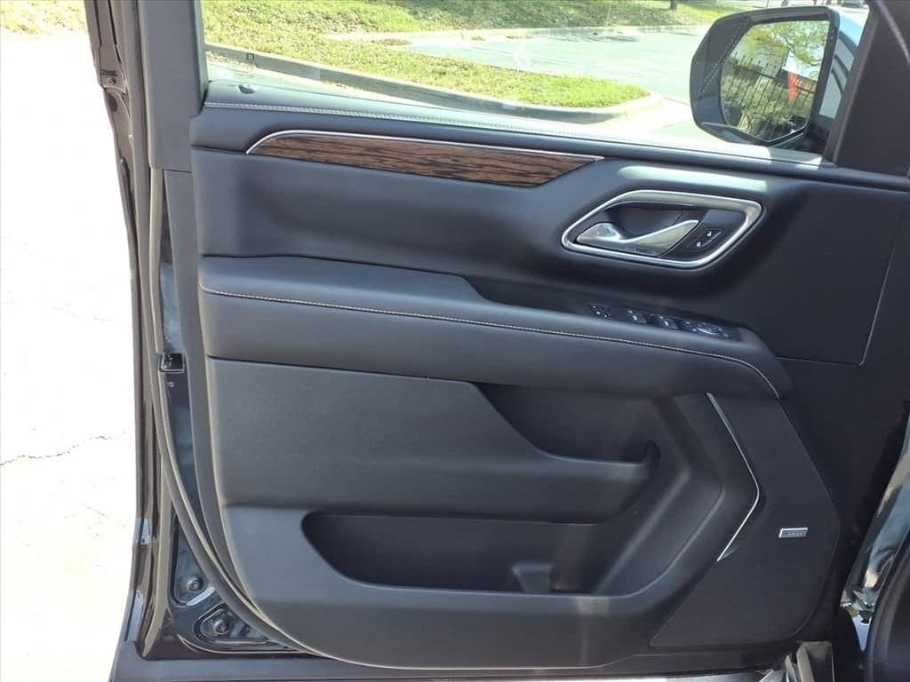 2024 Chevrolet Tahoe - Image 13