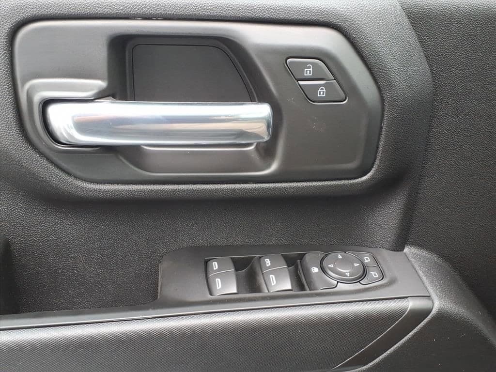 2026 Chevrolet Silverado 3500 HD Chassis Cab - Image 14