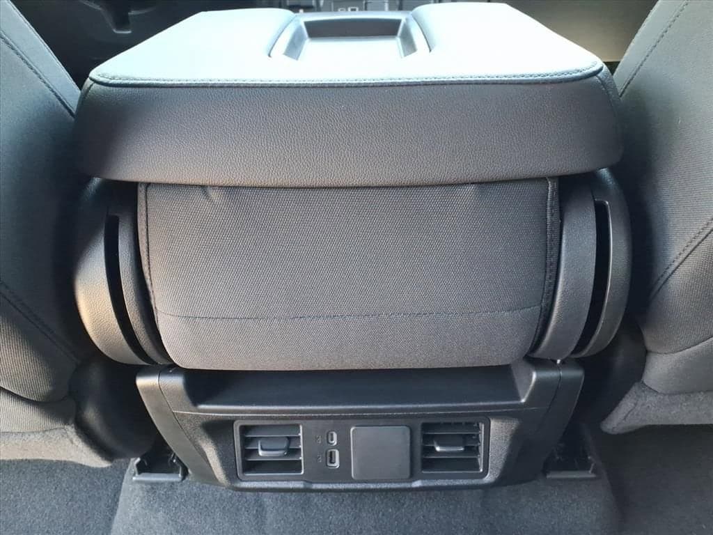 2026 Chevrolet Silverado 1500 - Image 21