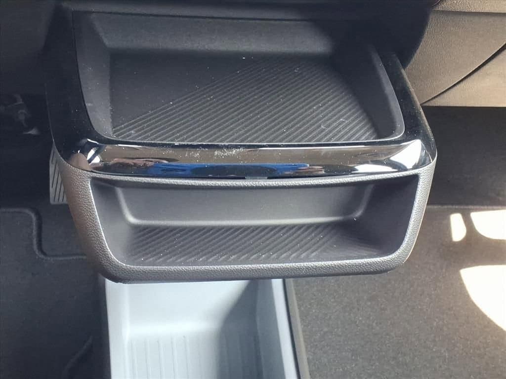 2027 Chevrolet Bolt - Image 20