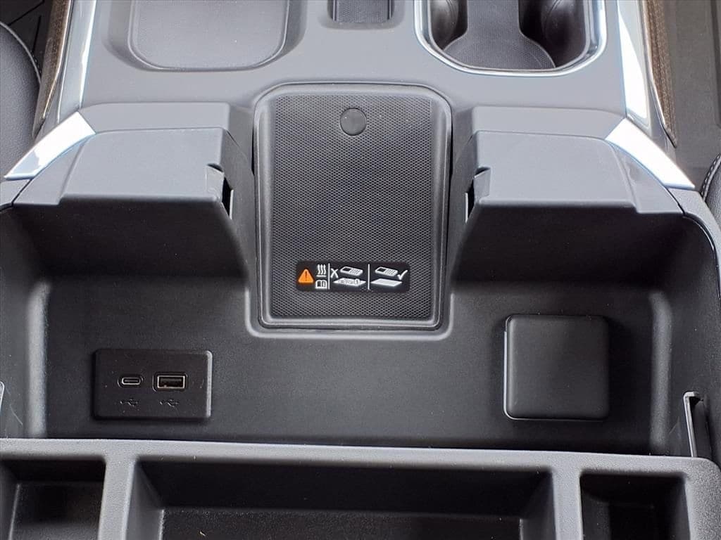 2026 Chevrolet Silverado 1500 - Image 16