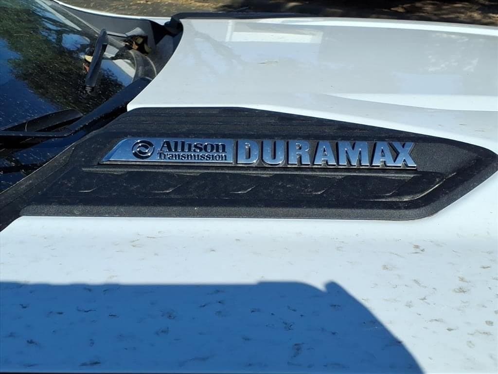 2026 Chevrolet Silverado 3500 HD Chassis Cab - Image 7