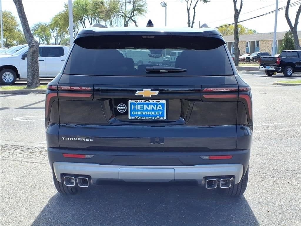 2026 Chevrolet Traverse - Image 7