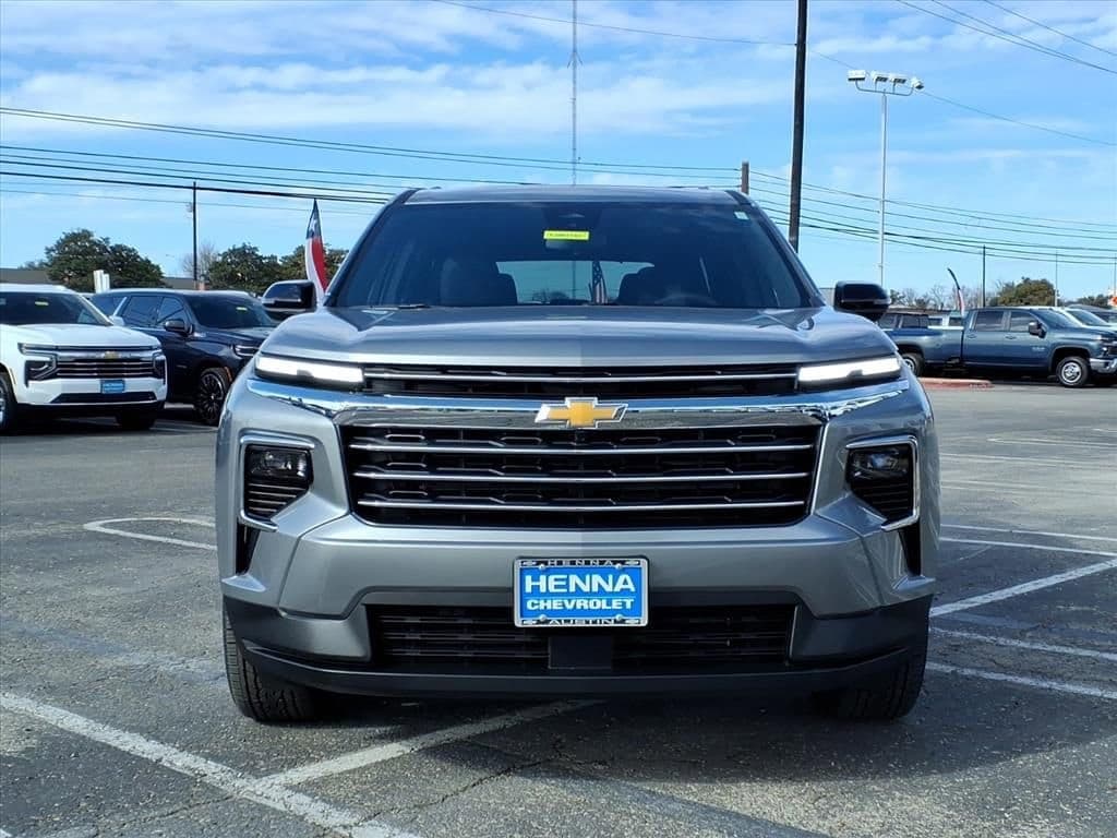 2026 Chevrolet Traverse - Image 2