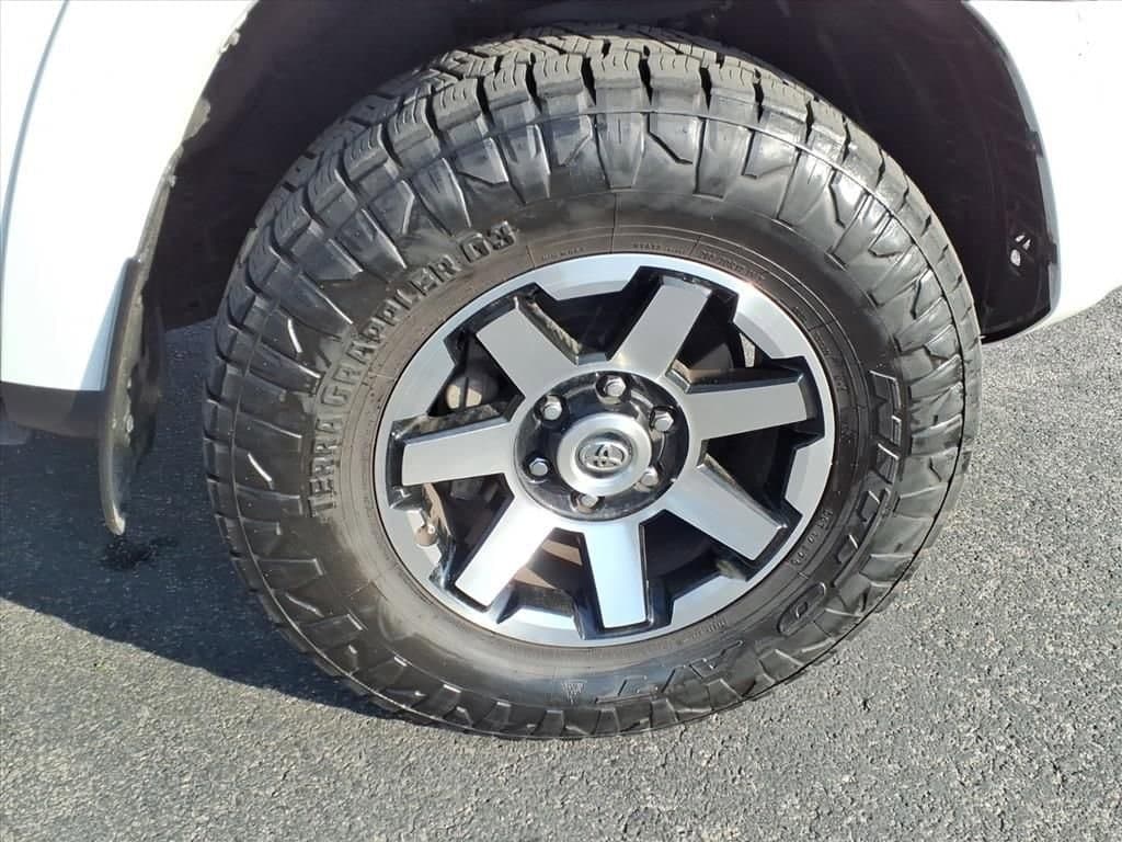 2021 Toyota 4Runner - Image 8