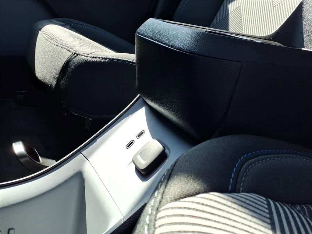 2027 Chevrolet Bolt - Image 13