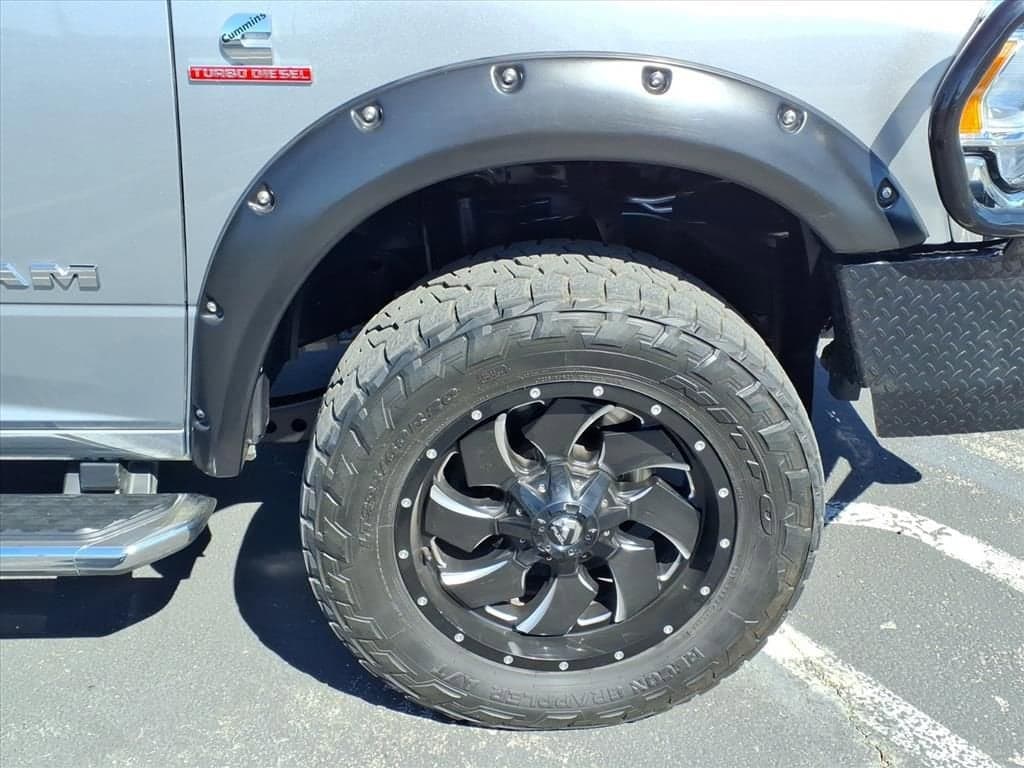 2022 Ram 2500 - Image 8