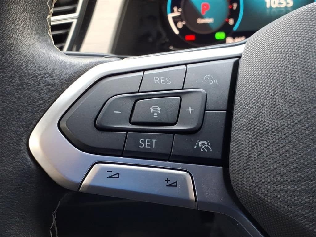 2024 Volkswagen Atlas Cross Sport - Image 27