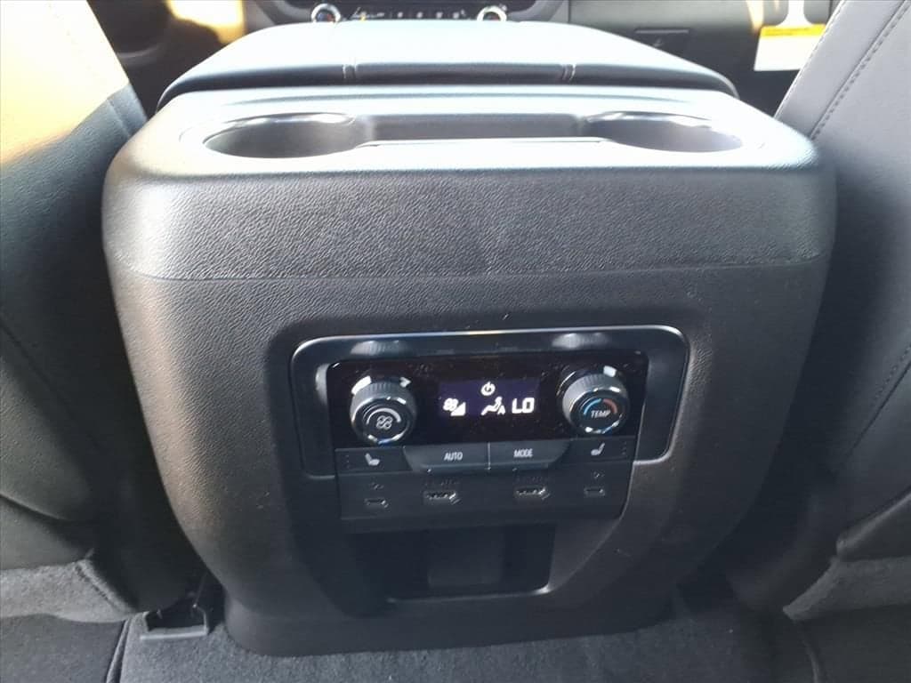 2026 Chevrolet Tahoe - Image 18