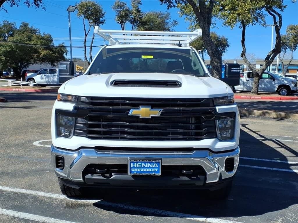 2026 Chevrolet Silverado 2500 HD - Image 2