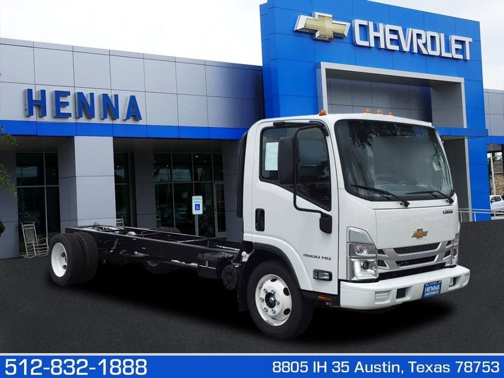 2025 Chevrolet Low Cab Forward 4500 HG - Image 1