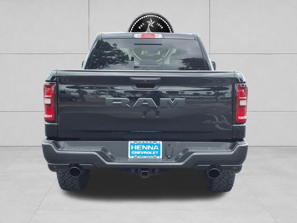 2025 Ram 1500 - Image 6