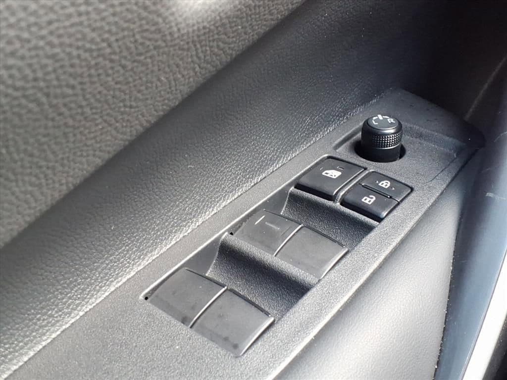 2025 Toyota Corolla - Image 33