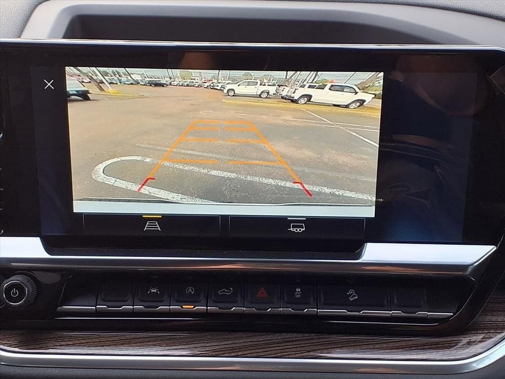 2026 Chevrolet Silverado 1500 - Image 10