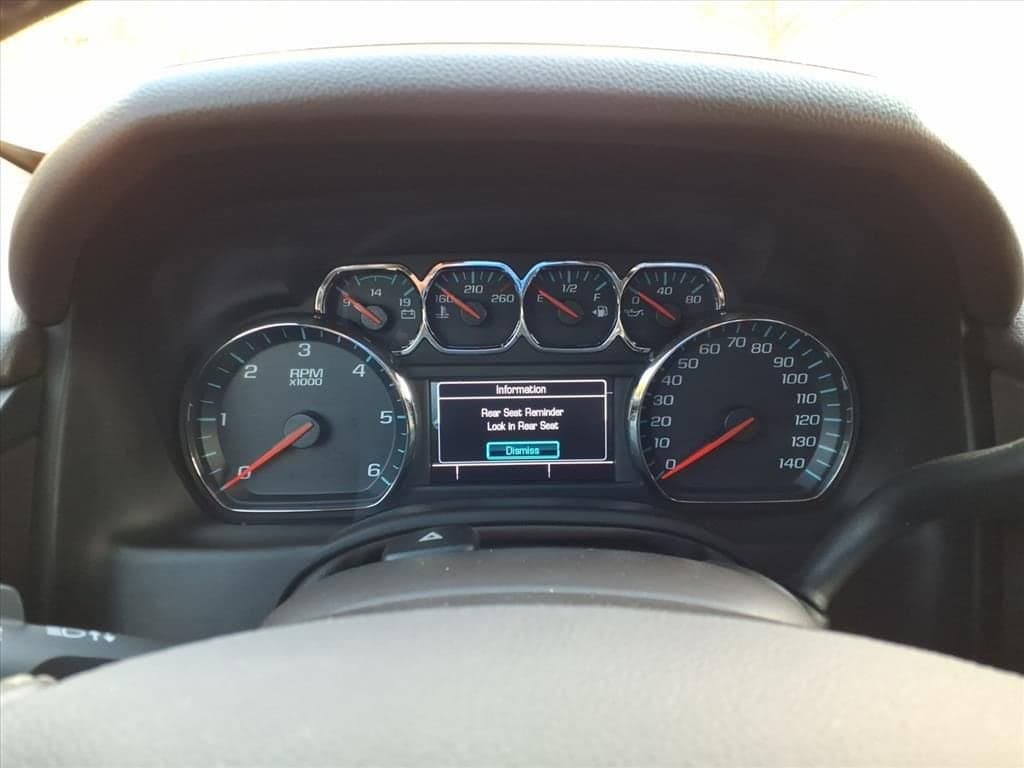 2019 Chevrolet Suburban - Image 28