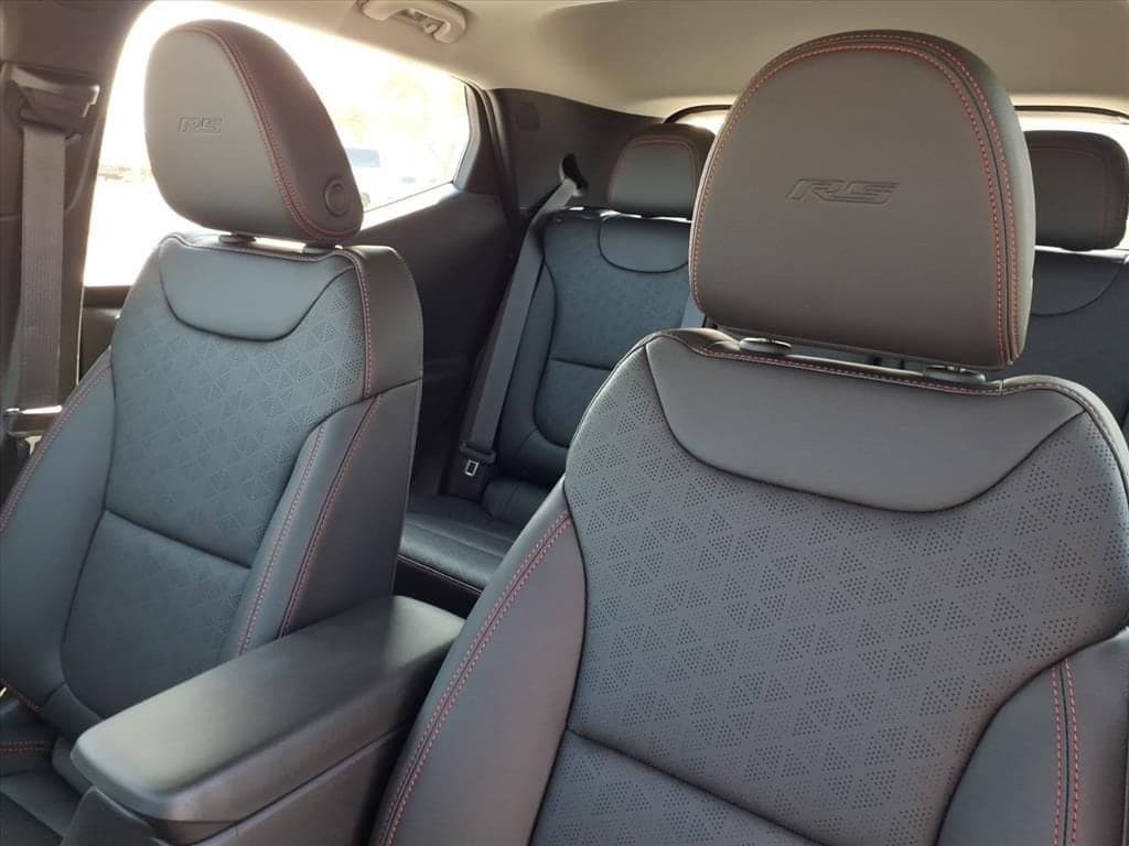 2027 Chevrolet Bolt - Image 15