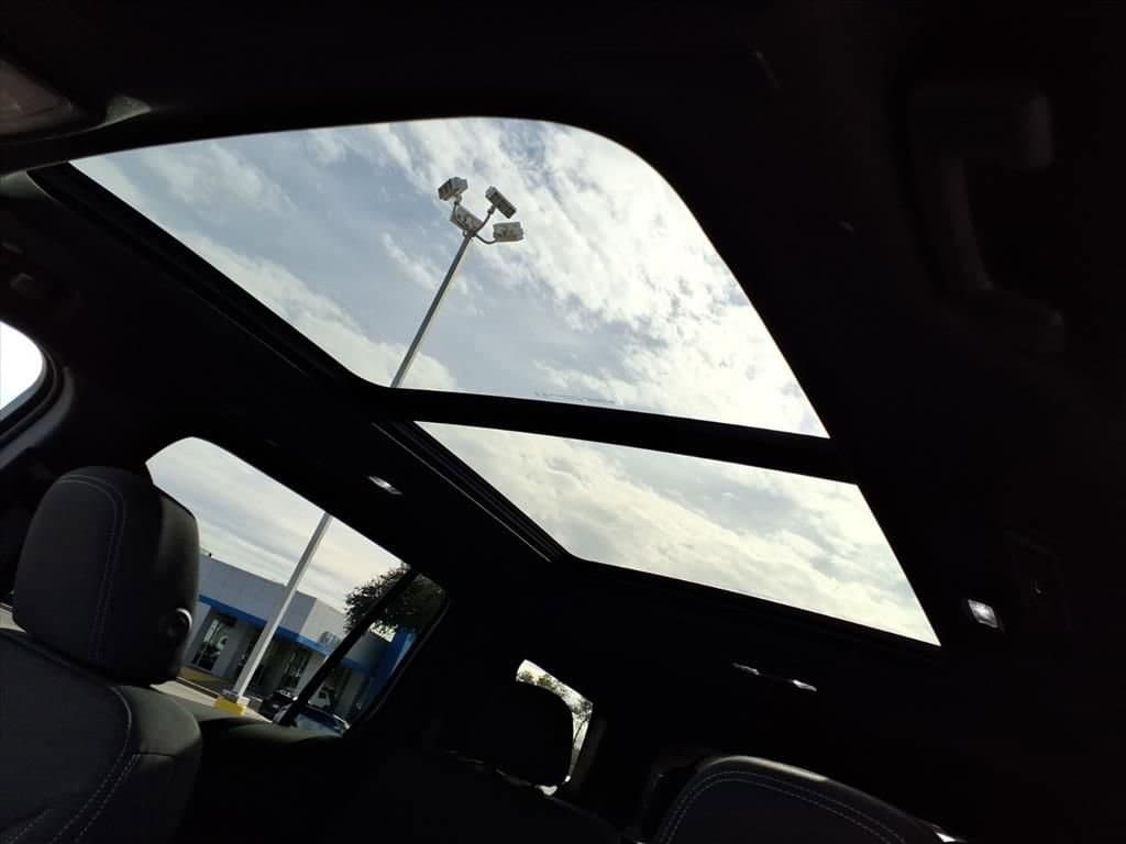 2026 Chevrolet Traverse - Image 10