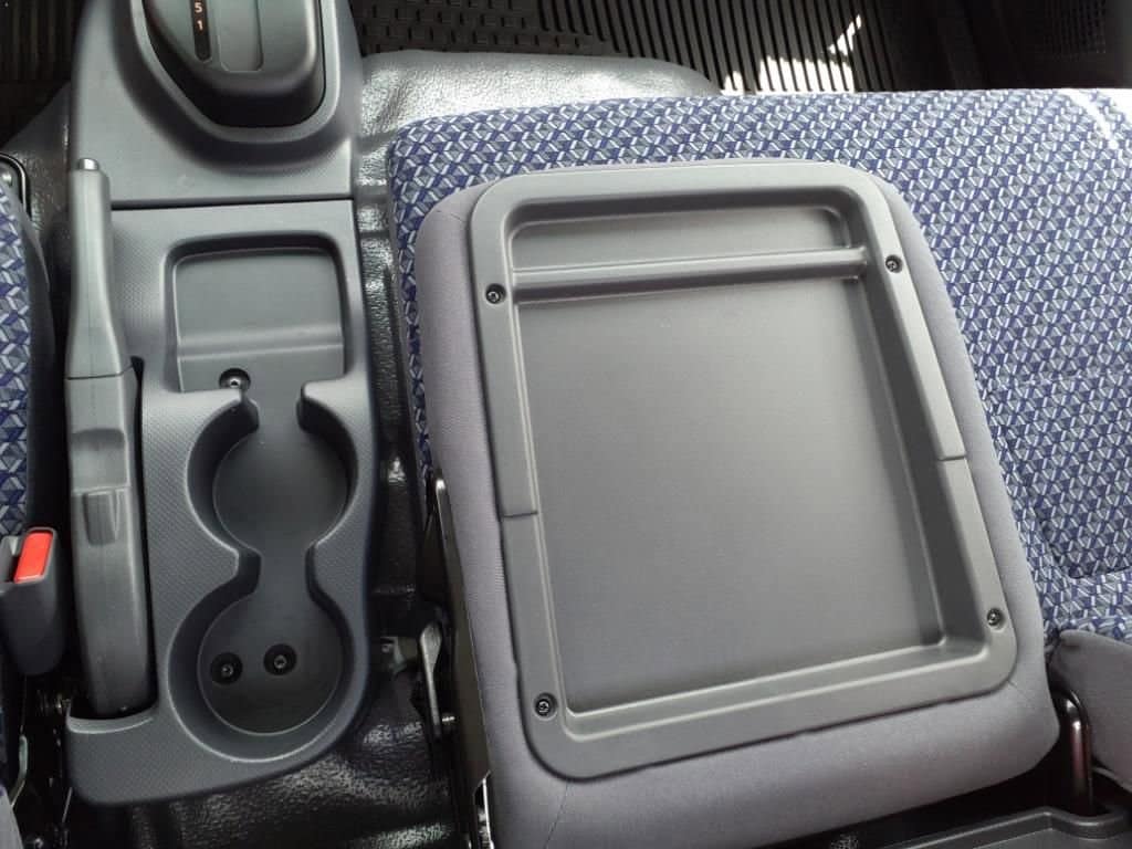 2025 Chevrolet Low Cab Forward 4500 HG - Image 9