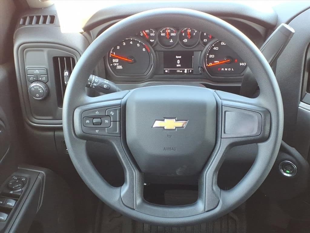 2026 Chevrolet Silverado 1500 - Image 18