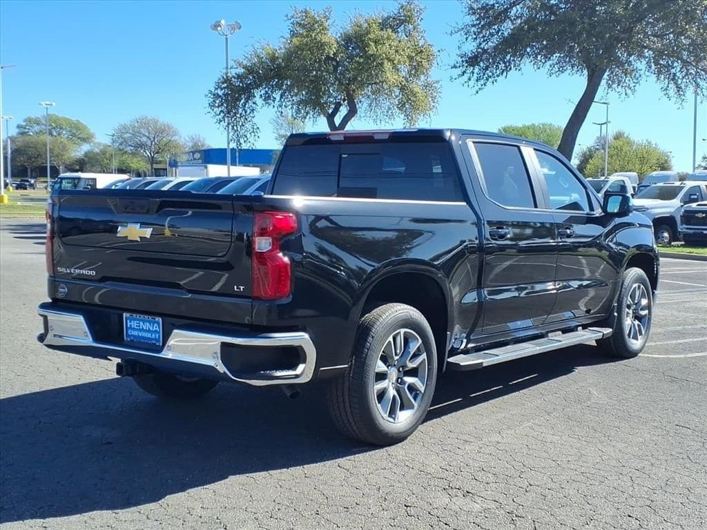 2026 Chevrolet Silverado 1500 - Image 6