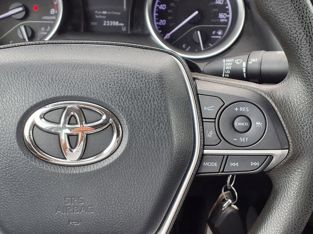 2021 Toyota Camry - Image 22