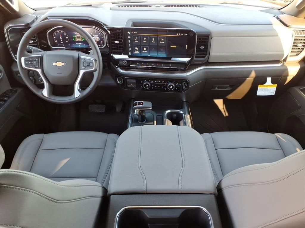 2026 Chevrolet Silverado 1500 - Image 15