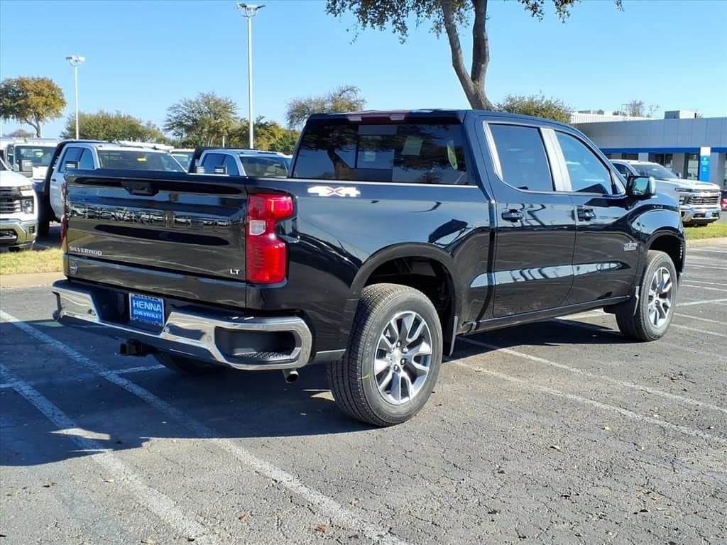 2026 Chevrolet Silverado 1500 - Image 7