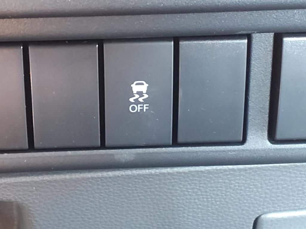 2025 Chevrolet Low Cab Forward 5500 XD - Image 10