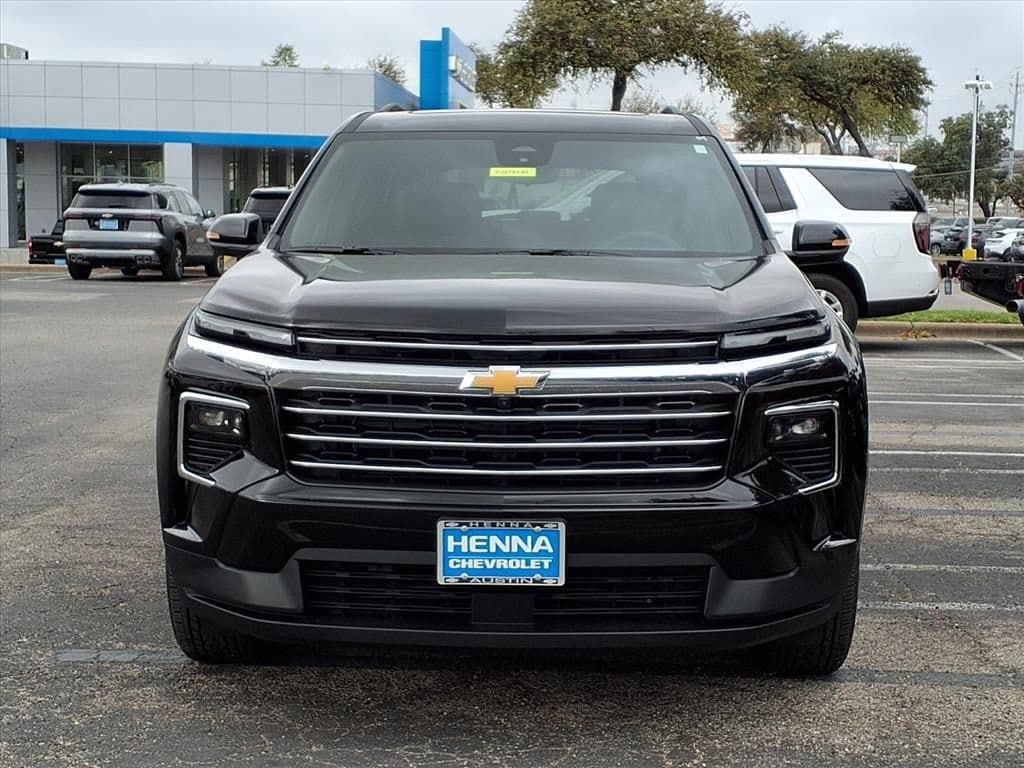 2026 Chevrolet Traverse - Image 2