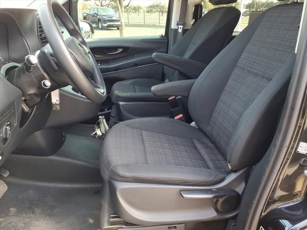 2019 Mercedes-Benz Metris Passenger Van - Image 13