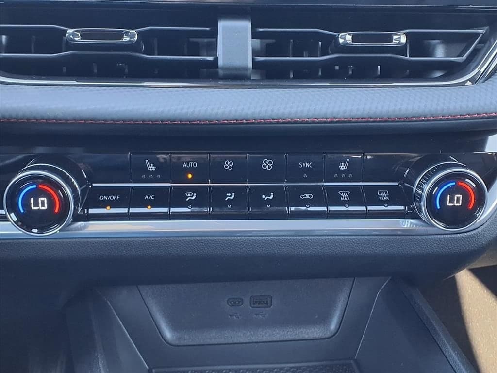 2026 Chevrolet Equinox - Image 16